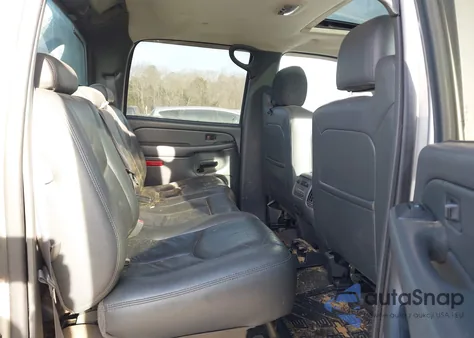 2004 Chevrolet Avalanche 1500 from USA, damaged, VIN 3GNEC12T74G164932